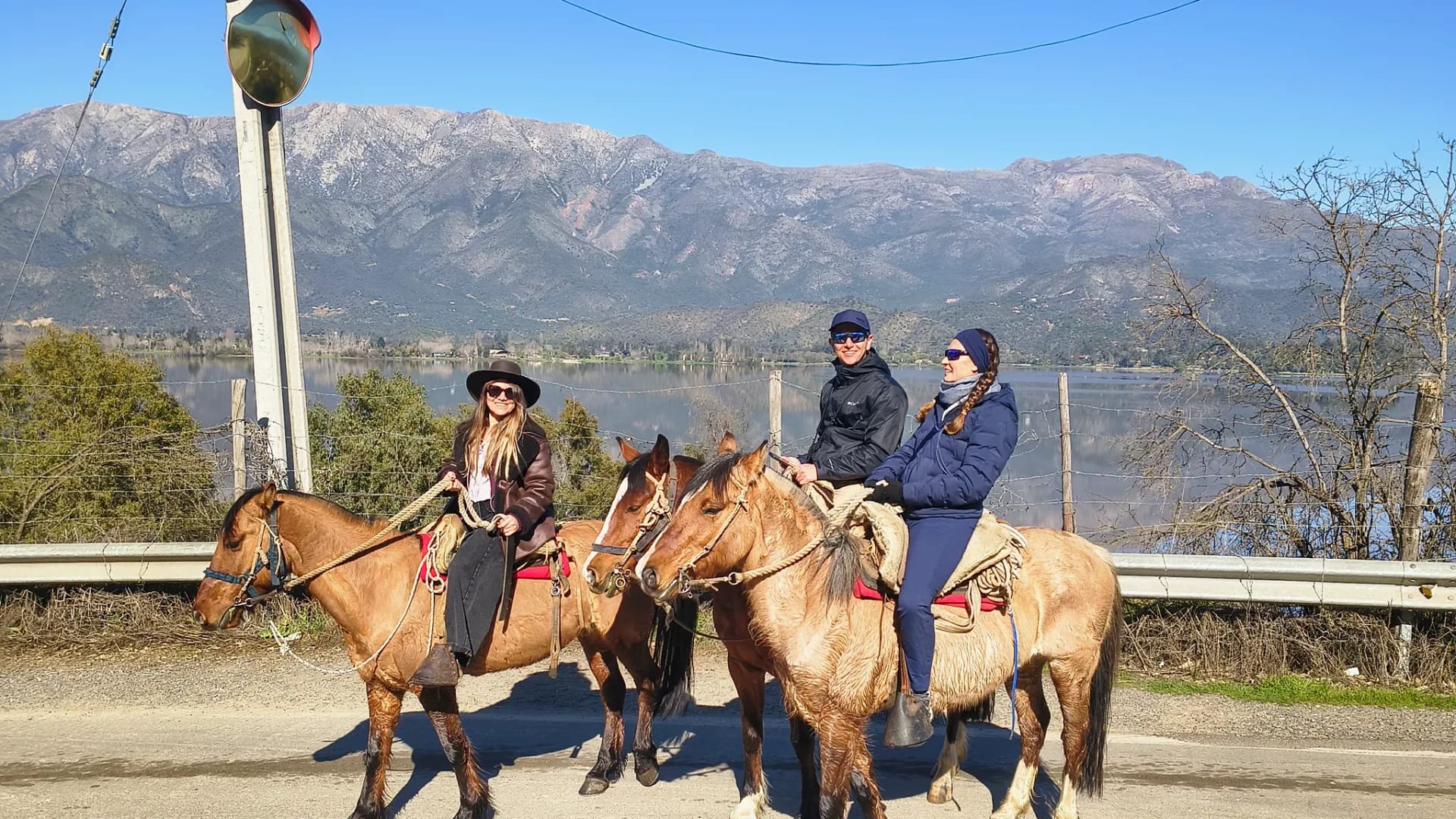 Cabalgata en Lugar Secreto · Campo privado · a 1 h de Santiago · foto 3 de 7